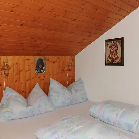 Chalet In Saclentse Basse Near Ski Area Alpehytte