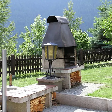 Chalet Chalet In Saclentse Basse Near Ski Area